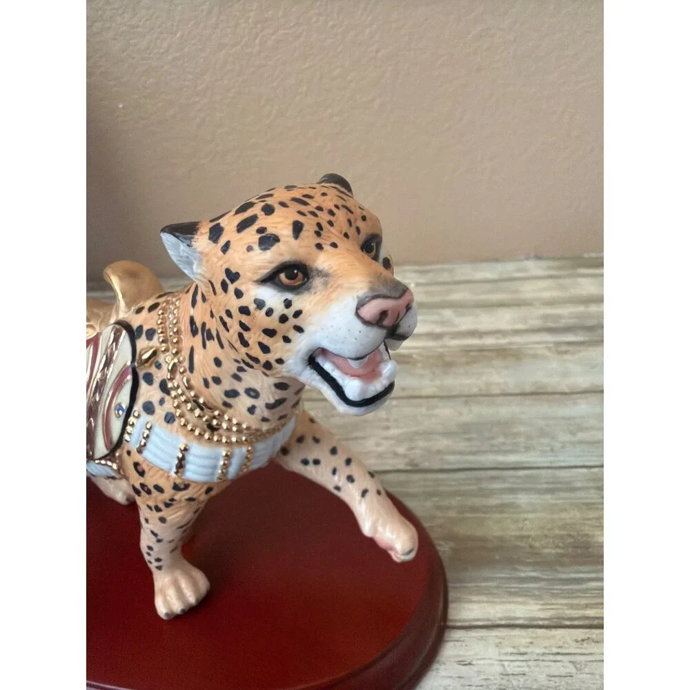 Lenox Carousel Leopard 2004 Porcelain Figurine w/ Wood Base in Box - Picture 14 of 16